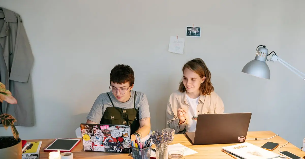 Les Réseaux pour Échanger avec d'Autres Créateurs
